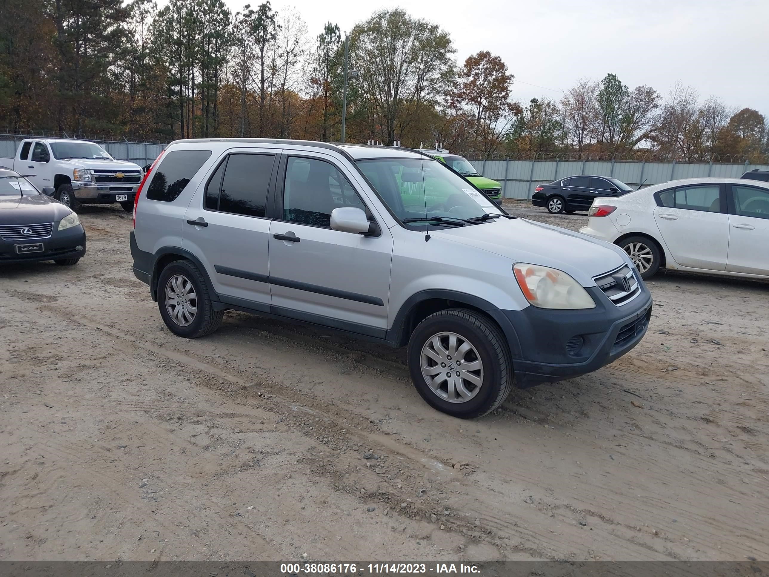 honda cr-v 2005 shsrd78805u307197