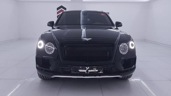 bentley bentayga 2018 sjaaf1zv7jc020920