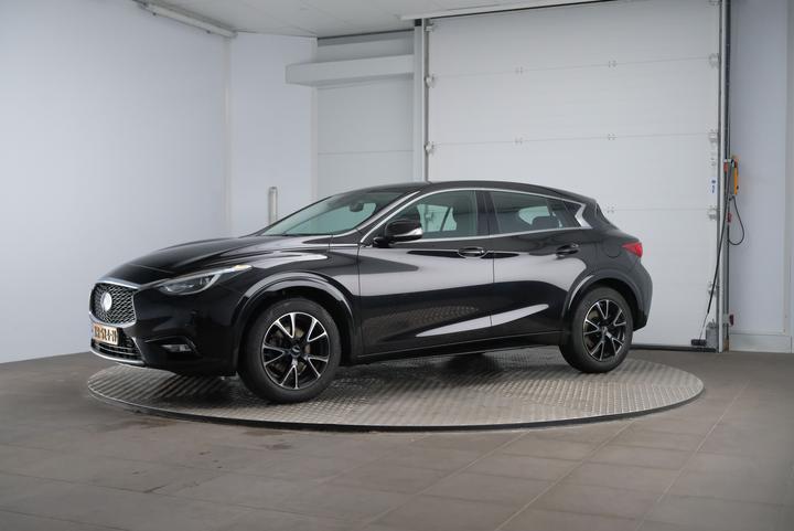 infiniti q30 2016 sjkdaah15u1007005