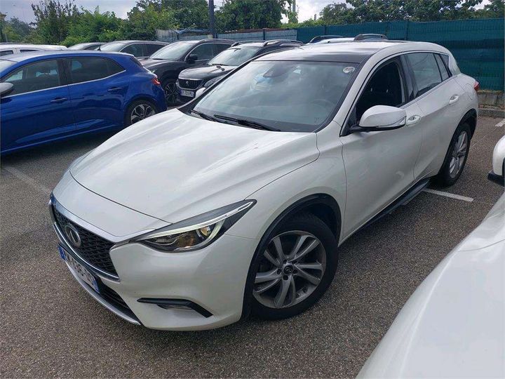 infiniti q30 2017 sjkdaah15u1042233