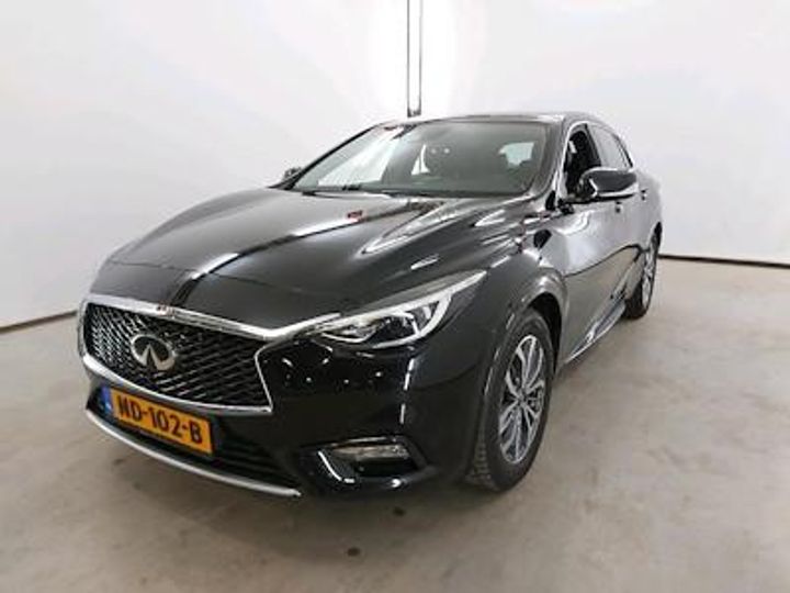 infiniti q30 2017 sjkdbah15u1011066