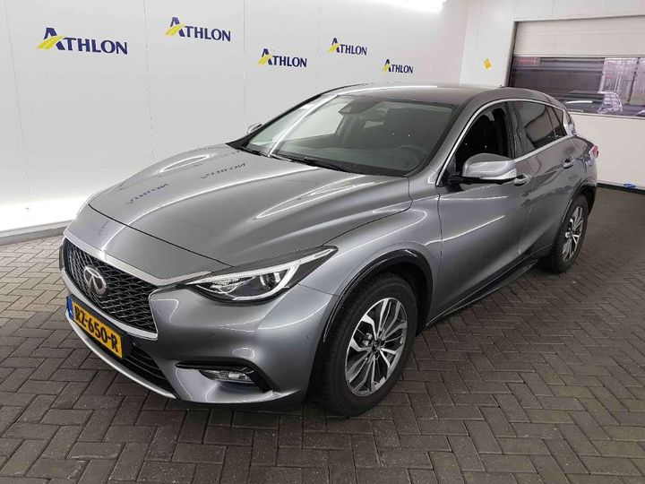 infiniti q30 2018 sjkddah15u1052489