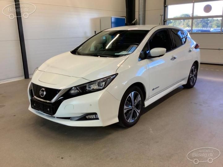 nissan leaf hatchback 2020 sjnfaaze1u0077194