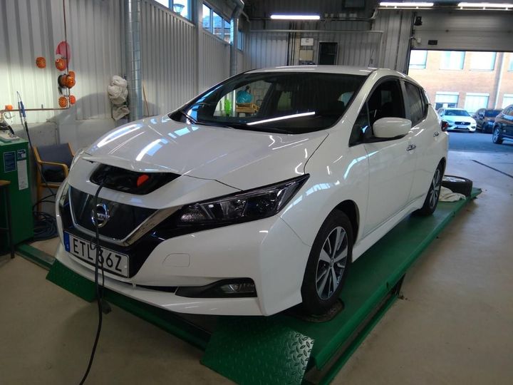 nissan leaf hatchback 2020 sjnfaaze1u0101805