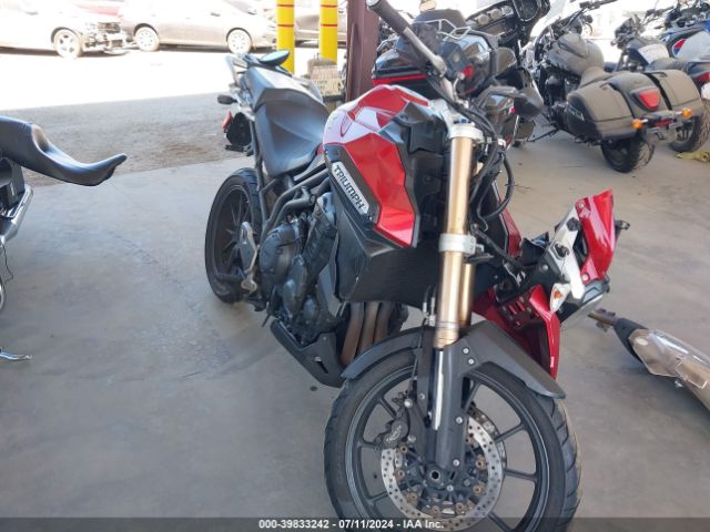 triumph tiger 2015 smtf02xk4fj660124