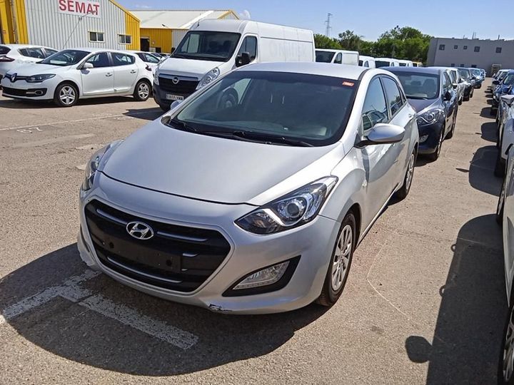 hyundai i30 2015 tmad251uagj279932