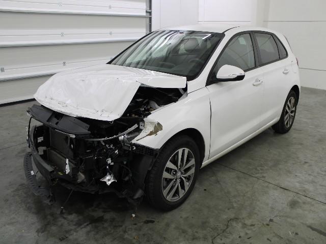 hyundai i30 hatchback 2019 tmah3511akj097987