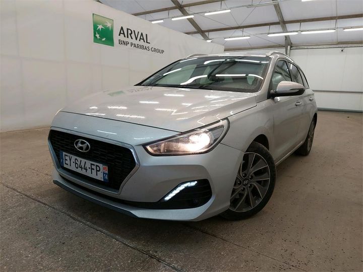 hyundai i30 sw 2018 tmah3817gjj027461