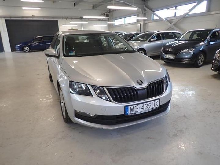 skoda octavia hatchback 2018 tmbac9ne2j0354723