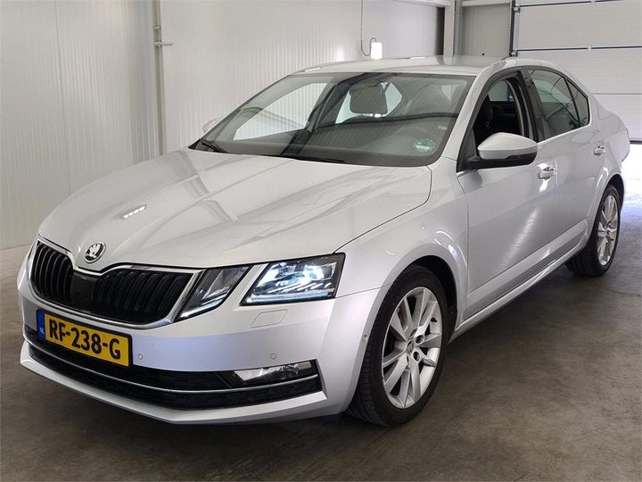 skoda octavia 2017 tmbac9ne6j0176749