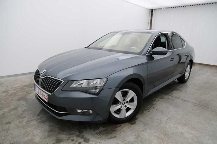 skoda superb &#3915 2016 tmbag7np2g7032013