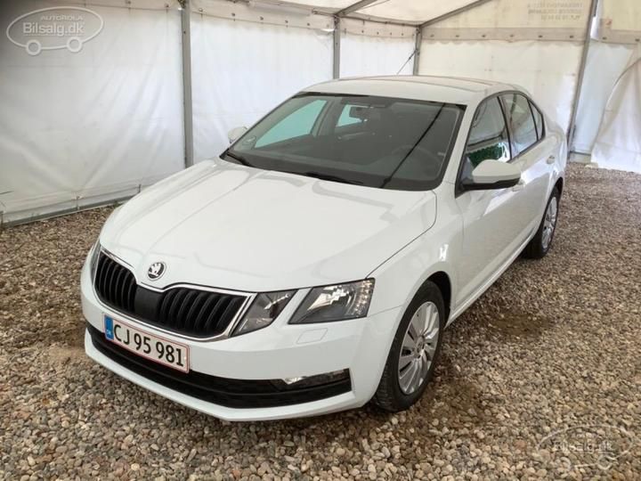 skoda octavia hatchback 2019 tmbag9ne3k0082432