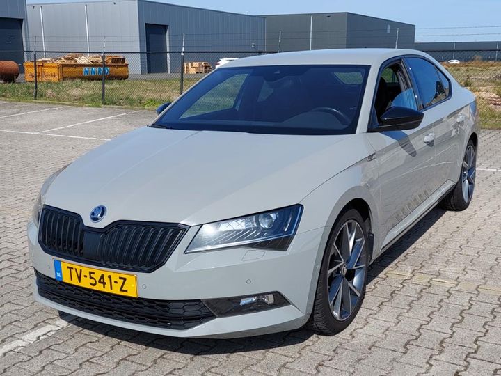 skoda superb hb 2018 tmbah9npxk7028180