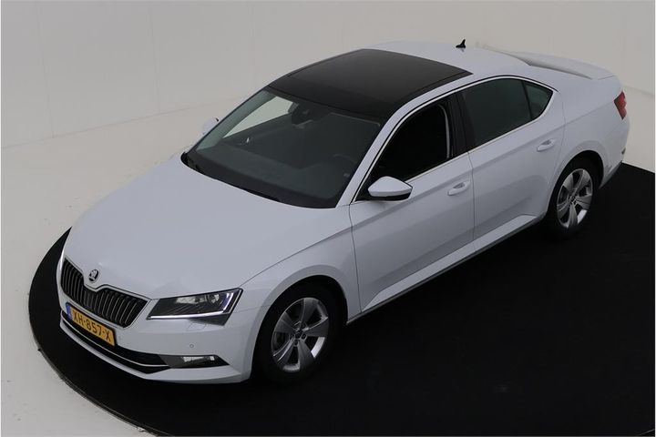 skoda superb 2019 tmban9np3k7025002