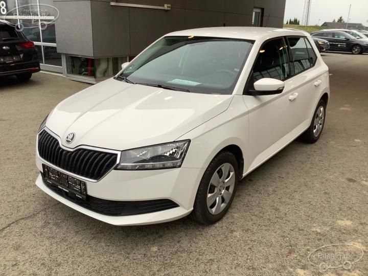 skoda fabia hatchback 2019 tmbea6nj3lz037230