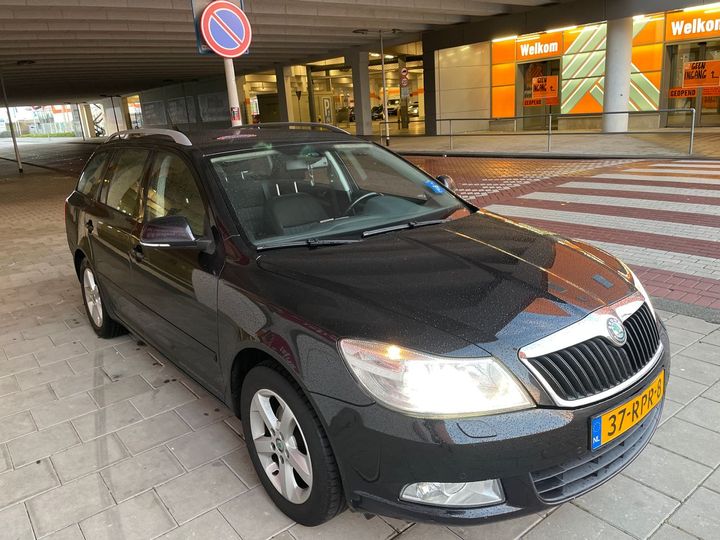 skoda octavia 2011 tmbgm61z9c2018007