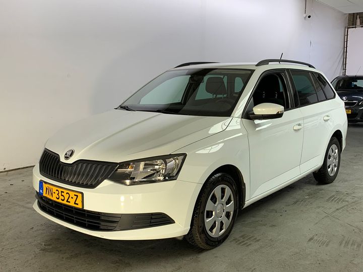 skoda fabia 2017 tmbjb6nj6hz130794