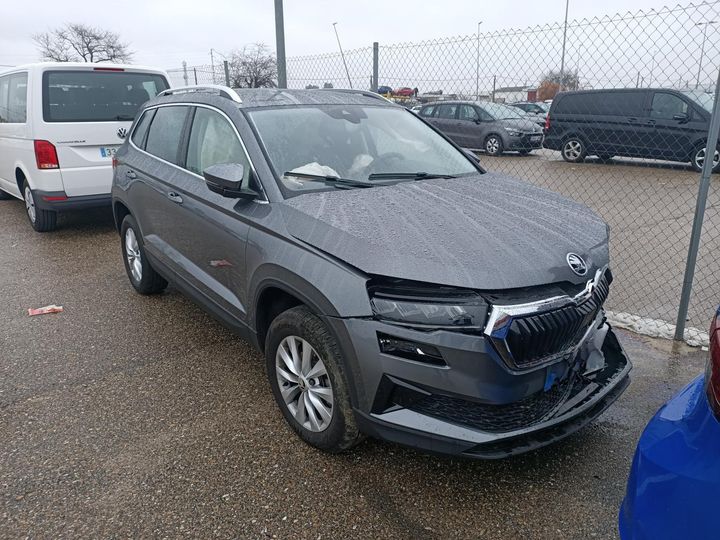 skoda karoq 2023 tmbjf7nu5pc229564