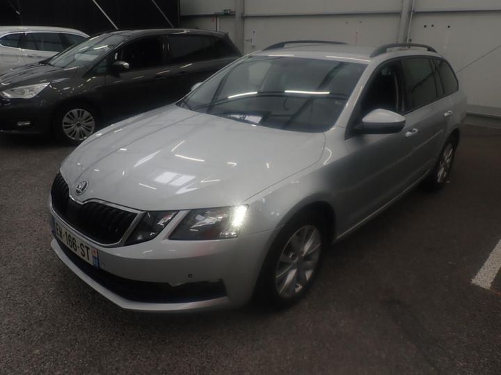 skoda octavia combi 2018 tmbjg7ne5j0313107