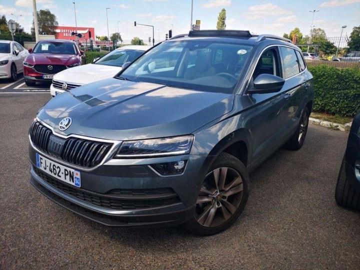 skoda karoq 2019 tmbjg7nu0lj006304