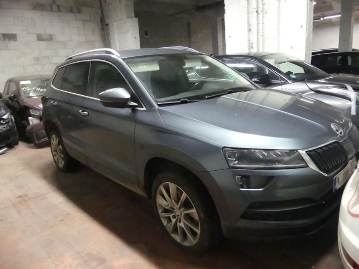 skoda karoq 2018 tmbjg7nu1j5044856