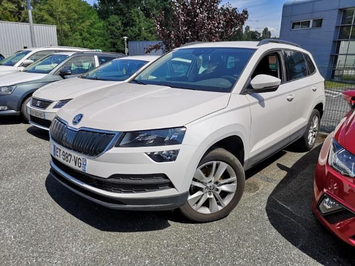 skoda karoq 2018 tmbjg7nu6j5018883