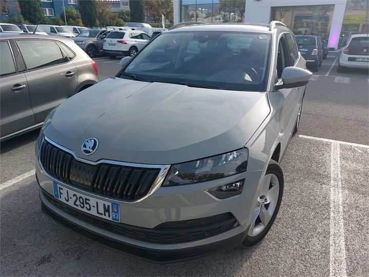 skoda karoq 2019 tmbjg7nu6k2051093