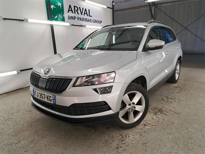 skoda karoq 2019 tmbjg7nu6k2055807