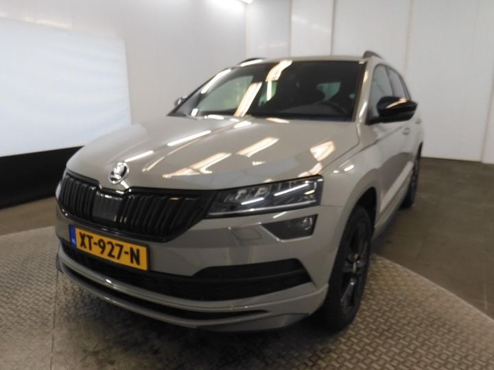 skoda karoq 2019 tmbjg7nu9k2041626