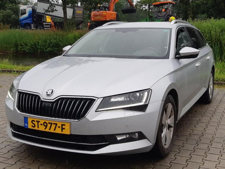 skoda superb combi 2018 tmbjg9np1j7512319