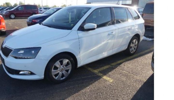 skoda fabia combi 2017 tmbjj6nj1jz069363