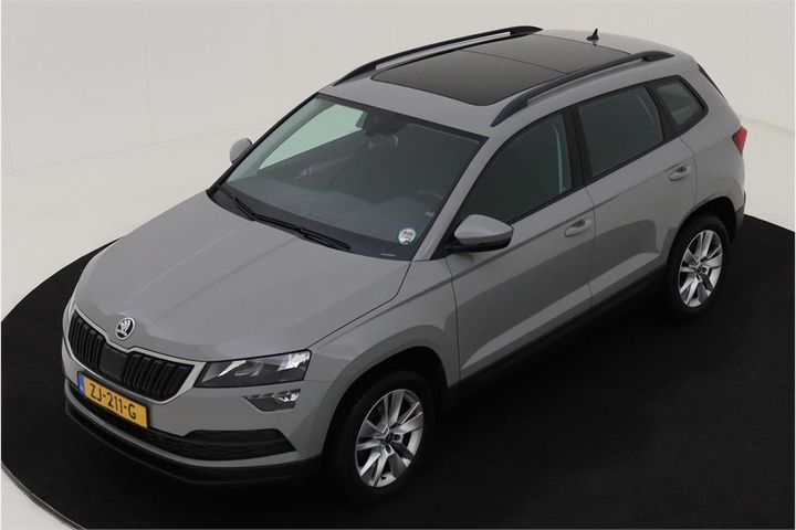 skoda karoq 2019 tmbjp7nu4k2051982