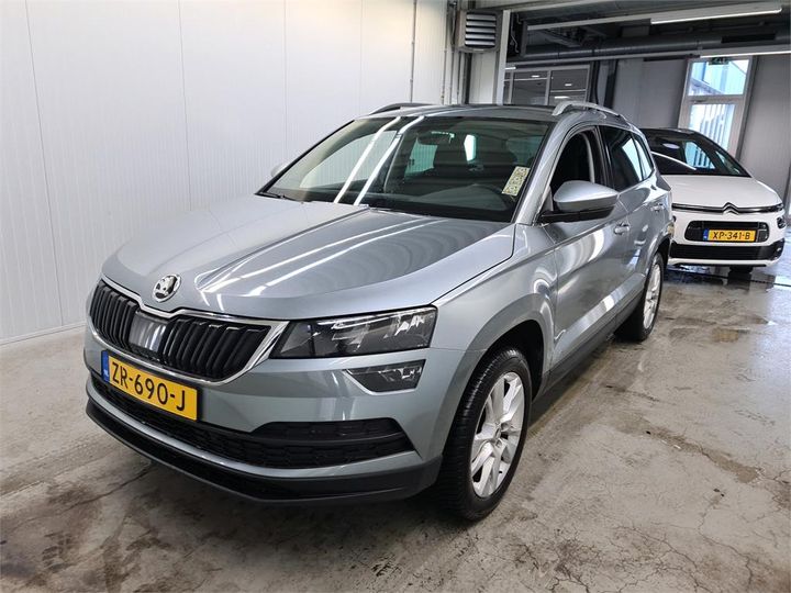 skoda karoq 2019 tmbjp7nu6kj017368