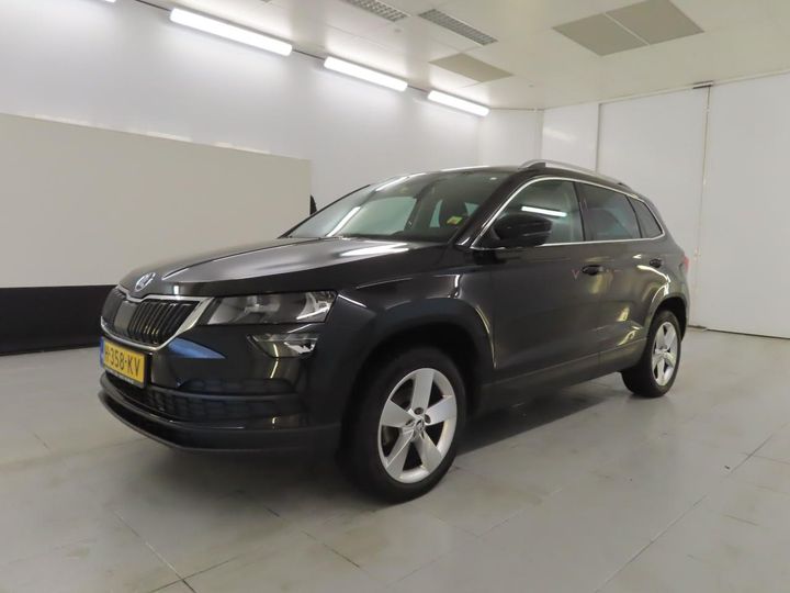 skoda karoq 2020 tmbjp7nu7k2053287