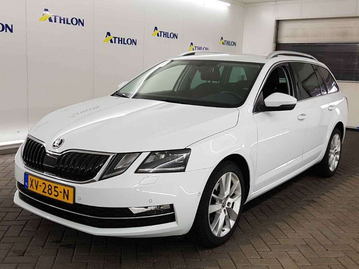 skoda octavia combi 2019 tmbjp9ne7k0126044