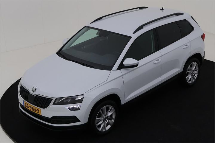 skoda karoq 2019 tmbjr7nu7kj007278