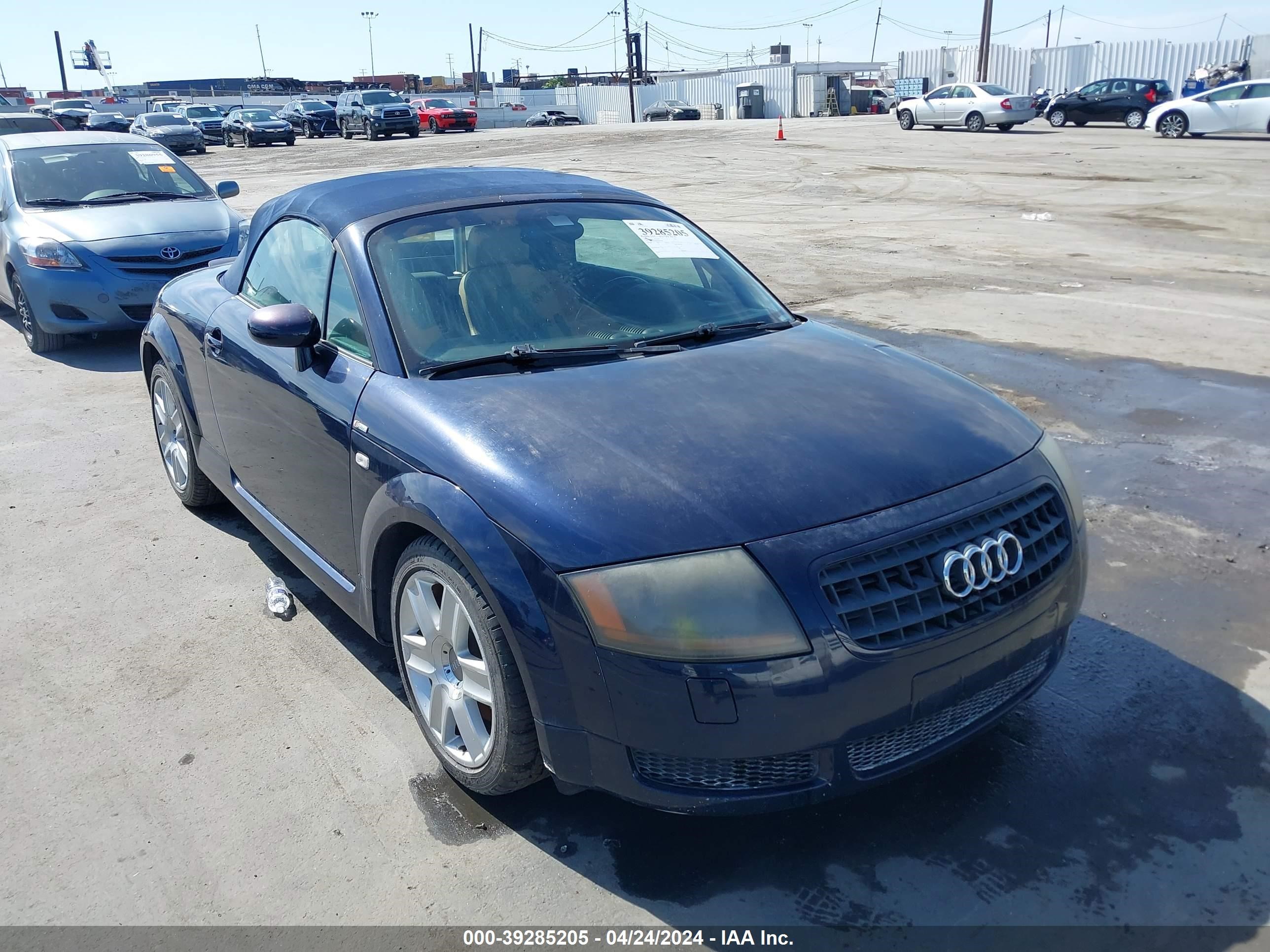 audi tt 2004 trutc28nx41007589