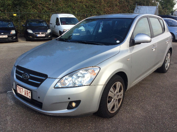 kia ceed hatchback 2009 u5yff24429l146783