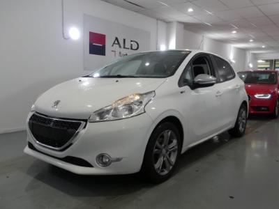 peugeot 208 diesel 2014 vf3cc8hr0et071631