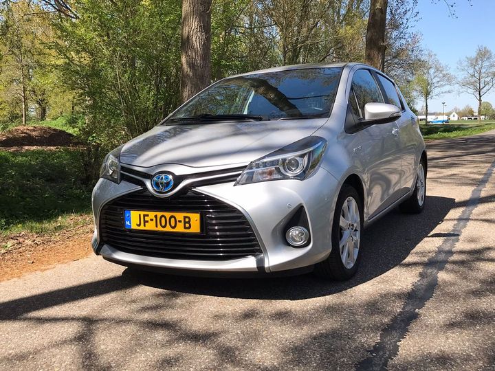 toyota yaris 2015 vnkkd3d380a150717