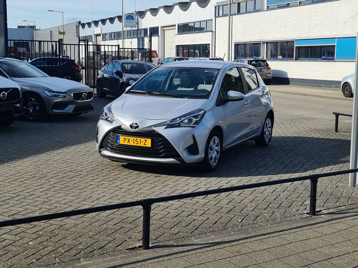 toyota yaris 2017 vnkkl3d310a262858