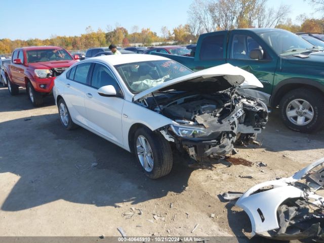 buick regal 2018 w04gl6sx4j1124443