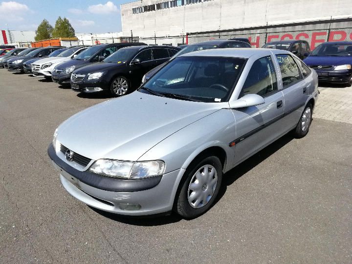 opel vectra saloon 1998 w0l0jbf68w5117642