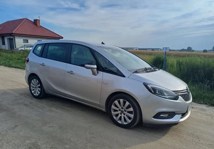 opel zafira 2018 w0vpd9e69k1023106