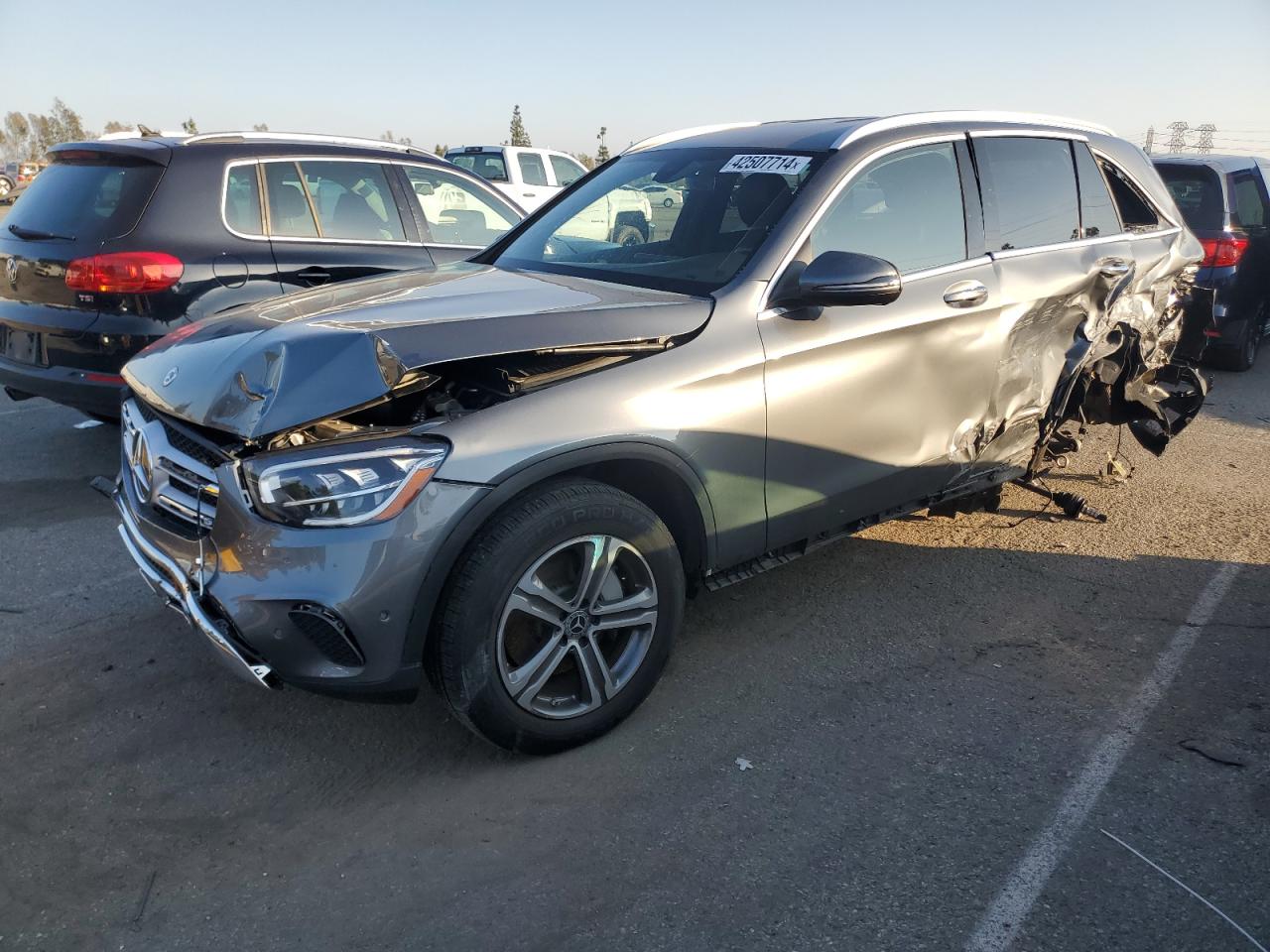 mercedes-benz glc-class 2021 w1n0g8db4mv294915