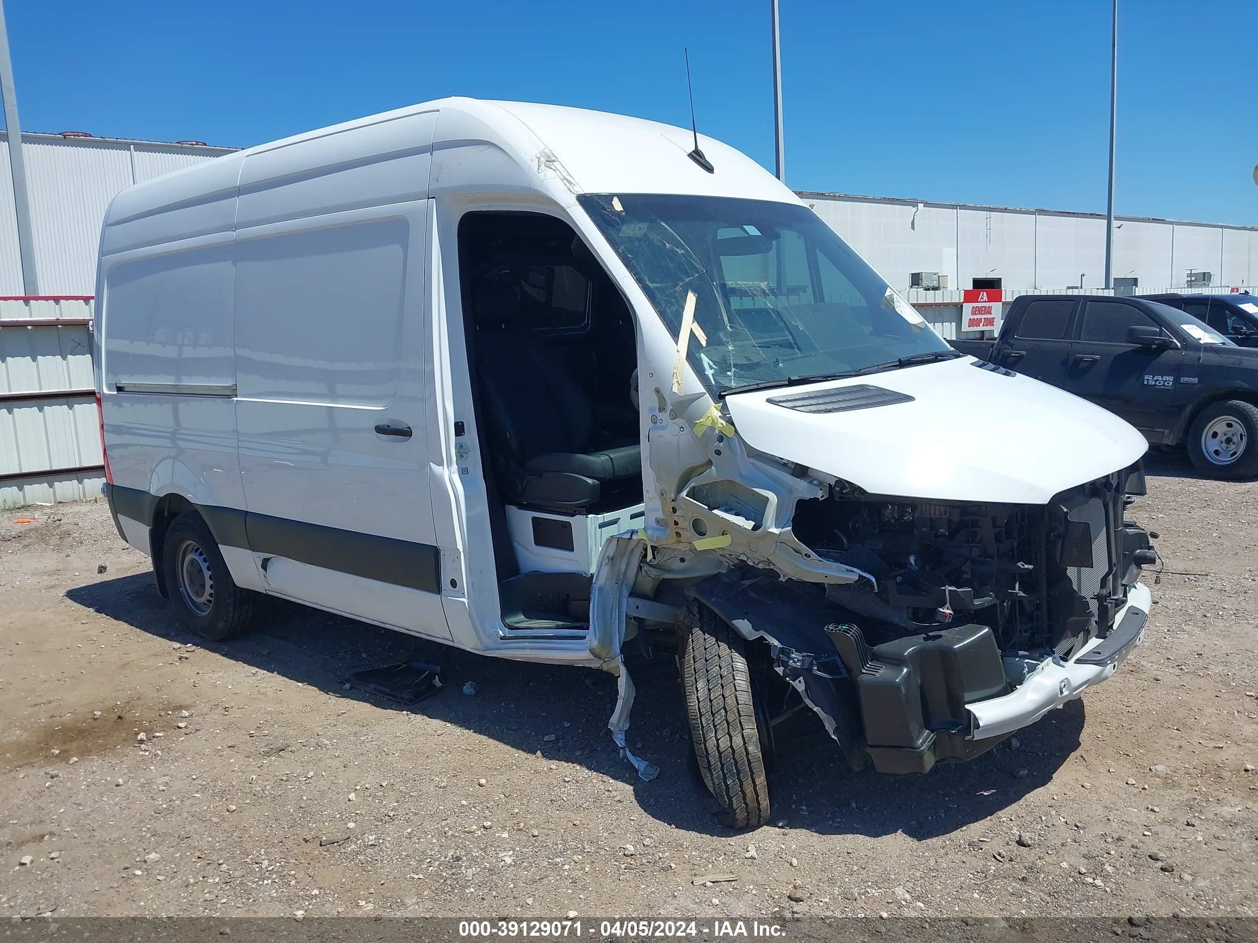 mercedes-benz sprinter 2 2023 w1y4nbhy4pt114676