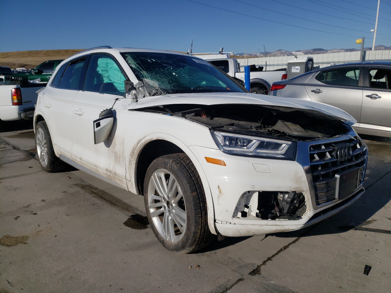 audi q5 premium 2018 wa1bnafy6j2084239