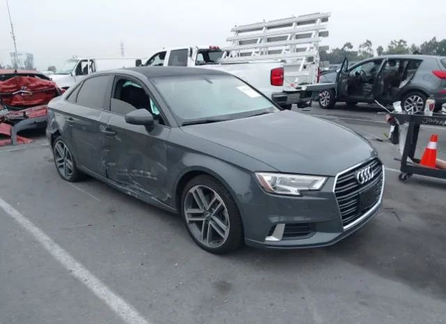 audi  2018 wauaugff4j1018913