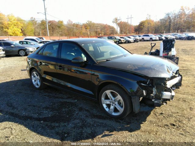 audi  2017 waub8gff6h1033805