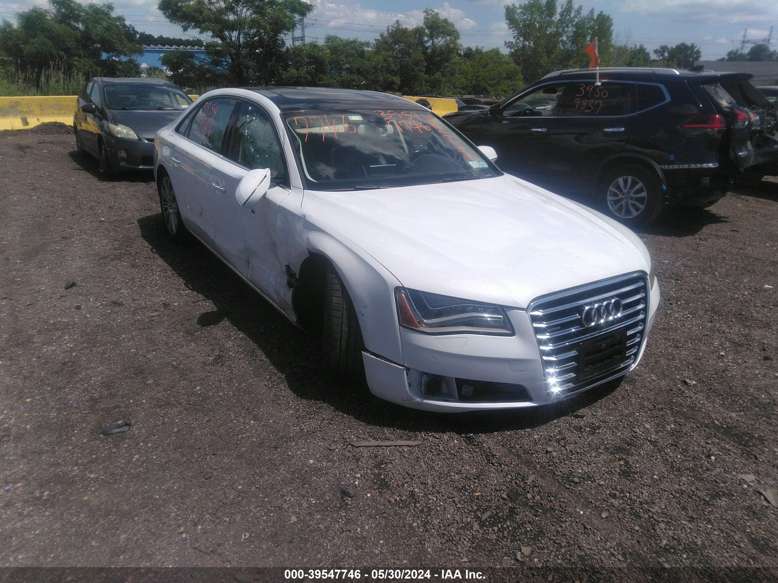 audi a8 2014 waur2afdxen004694